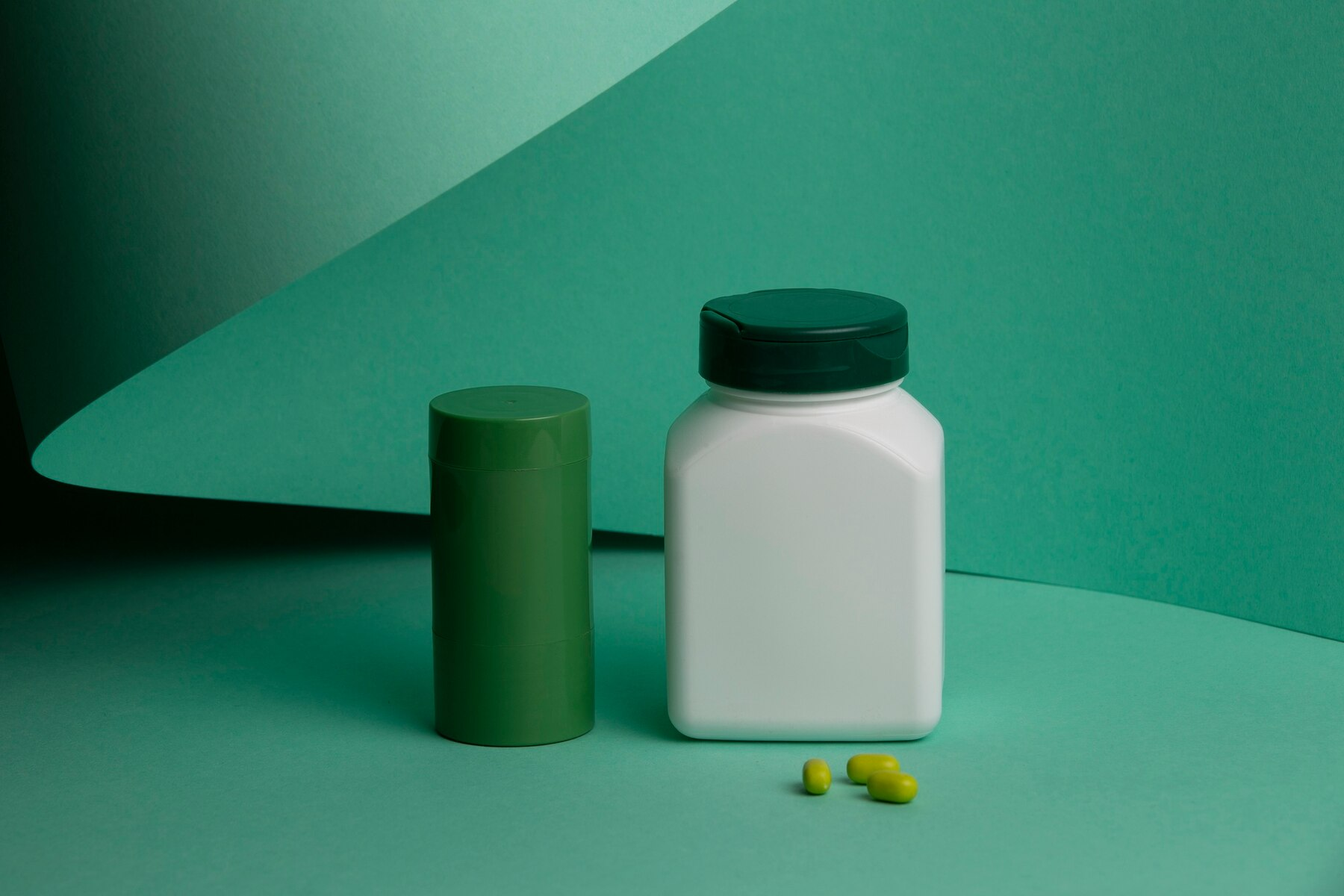 Community compounding pharmacy supporting prescriptions, medicines, supplements, and hormone therapy.